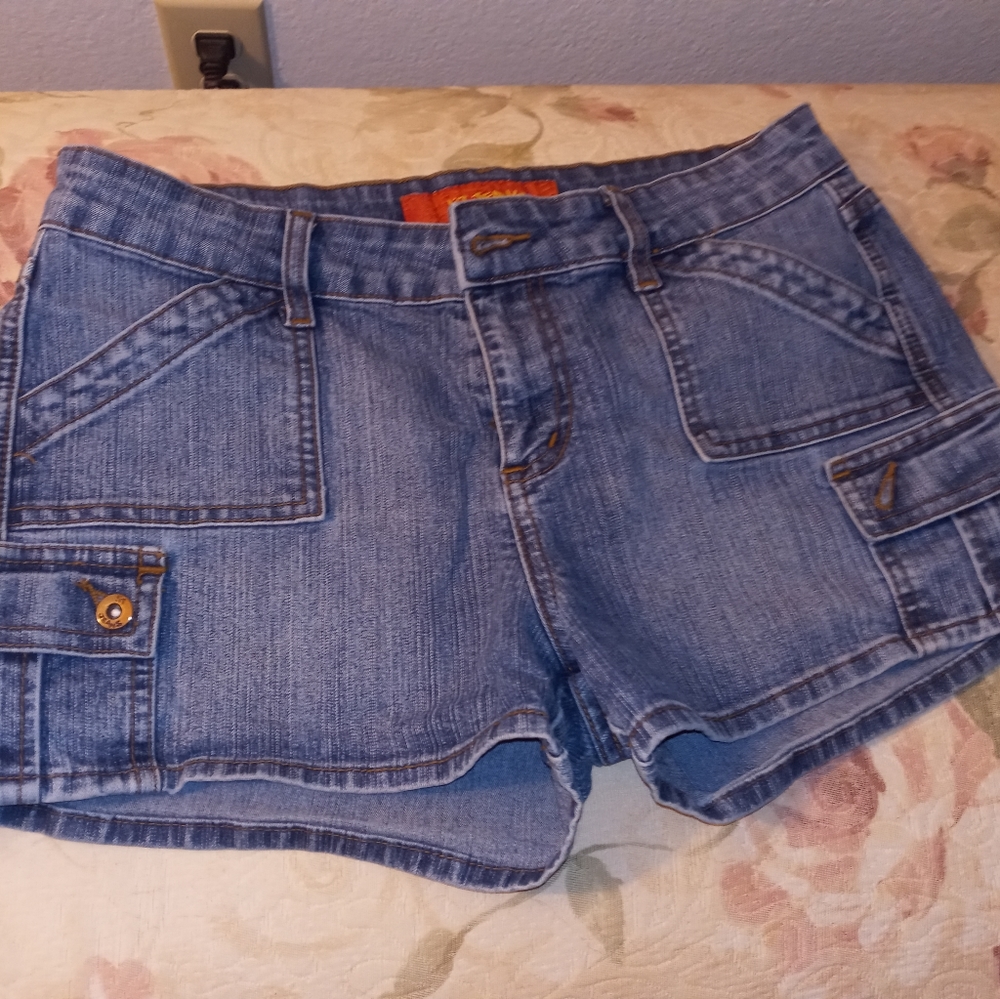 Women's¡IT jean shorts